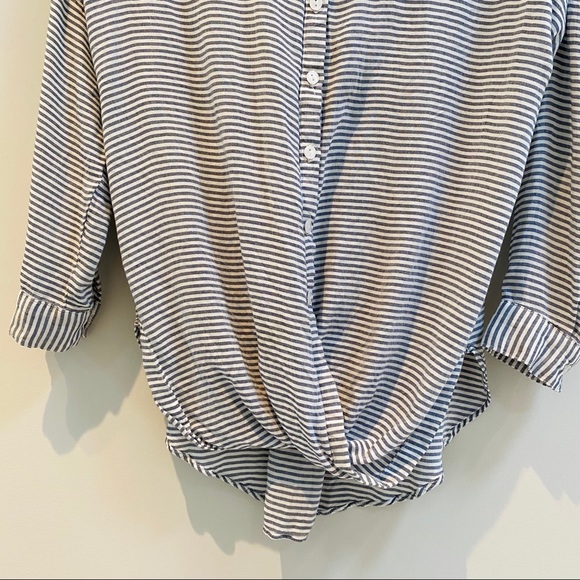 Velvet Heart Painters Blouse Size Small - Picture 5 of 7